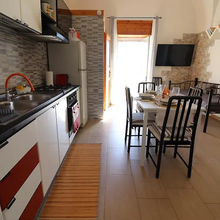 Galene's House * Otranto